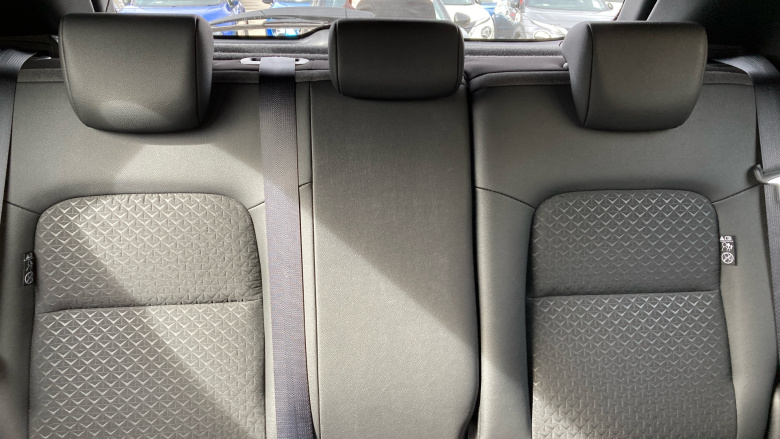 Nissan Juke 1.0 DiG-T N-Connecta 5dr Petrol Hatchback